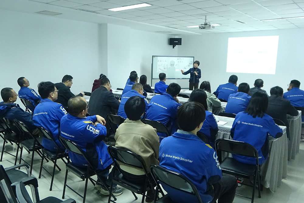 1733964459675a32ab15b9a